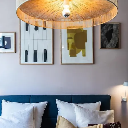 Luxurious In Vondelpark/museum District Couette-café Amsterdam