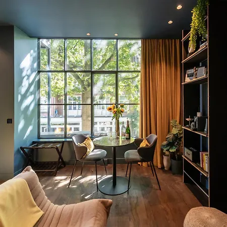 Luxurious In Vondelpark/museum District Couette-café 2*