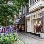Guest house Luxurious In Vondelpark/museum District Amsterdam