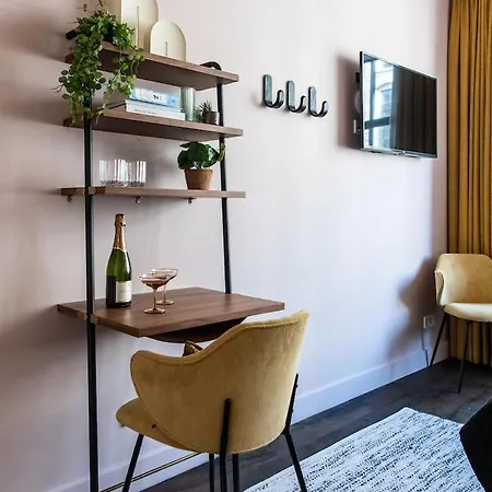 Luxurious In Vondelpark/museum District Penzion Amsterdam