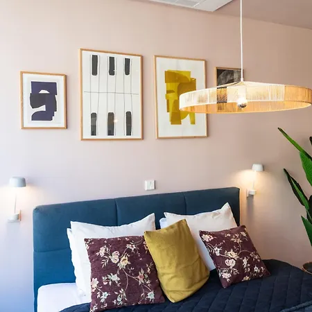 Luxurious In Vondelpark/museum District 3*