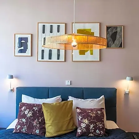 The Valerius - Luxurious In Museum District 3*