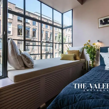 The Valerius - Luxurious In Museum District ゲストハウス 3*
