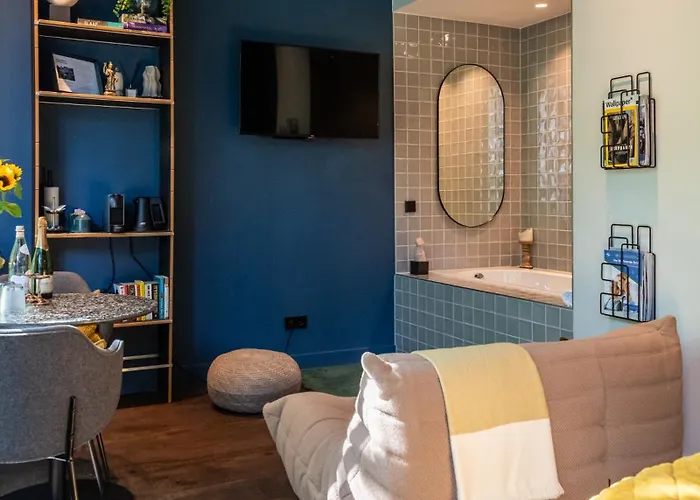 ゲストハウス Luxurious In Vondelpark/museum District アムステルダム